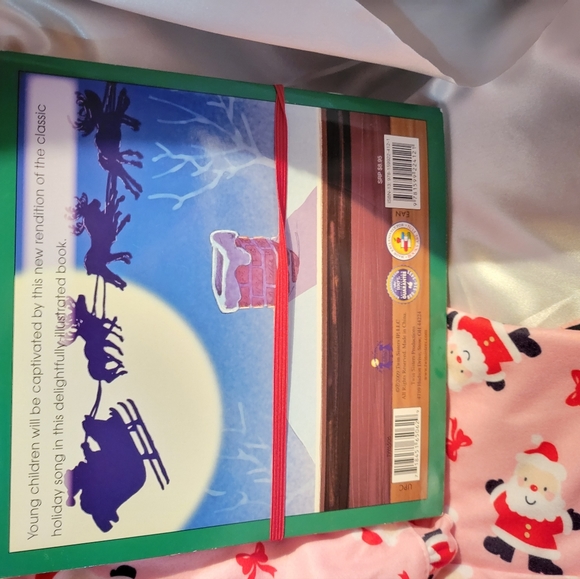 New Little Me Girl Christmas P.J Size 4T Bonus Christmas Books/CD Set - Picture 5 of 6